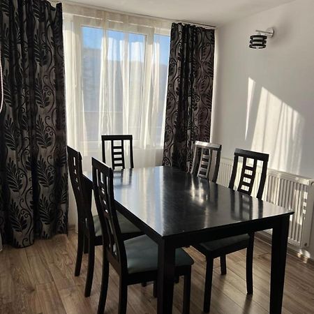 Nordic Sunny Apartment ซูชาวา ภายนอก รูปภาพ